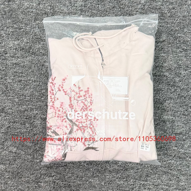 New Arrival Derschutze Jacket  - огляд і ціна Streetwear Brands Logo